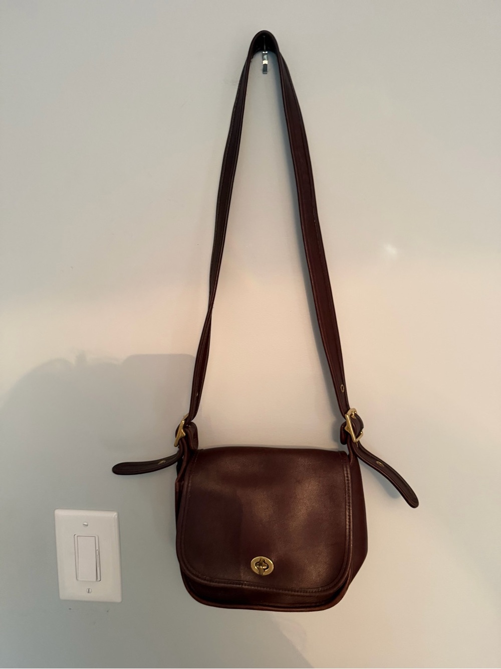 Coach Classic Brown Leather Vintage  Crossbody Legacy Trail Bag - Picture 6 of 12